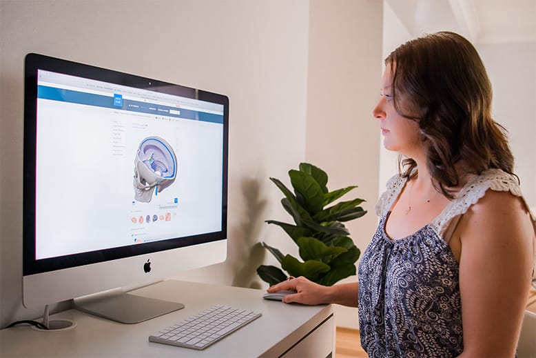 Photo of Tracey McNamara